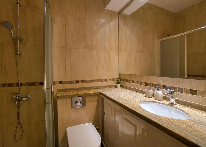 Limnaria Gardens H 202 パ フォス