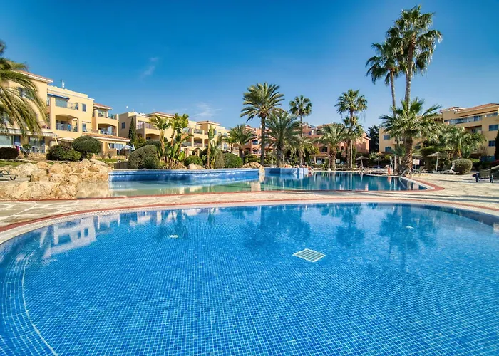 Limnaria Gardens H 202 *